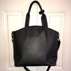 Lululemon bag